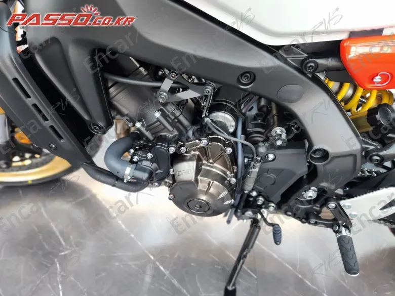 Yamaha Xsr 900 - фото 4