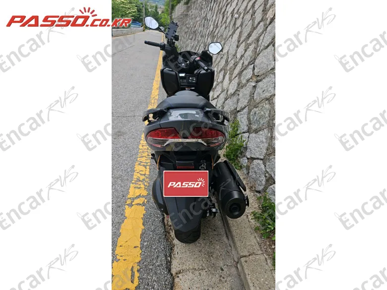 Suzuki Burgman 400 Abs - фото 2