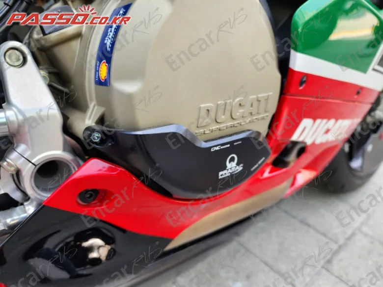 DUCATI PANIGALE V2 - фото 4