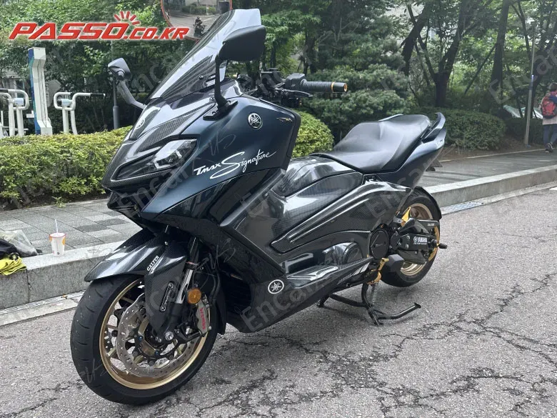 YAMAHA T MAX 560 - фото 1