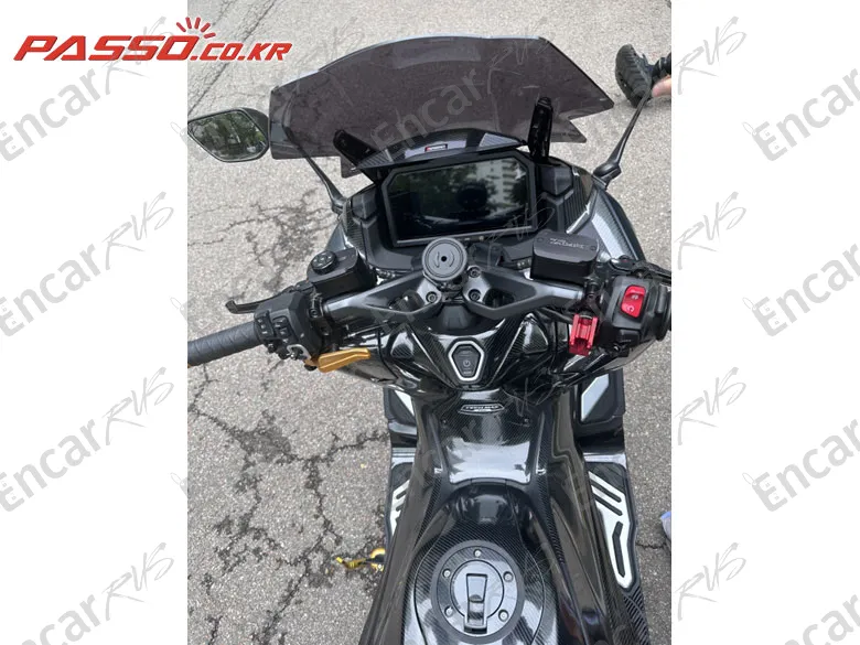 YAMAHA T MAX 560 - фото 3
