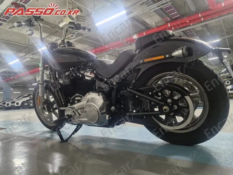 Harley-Davidson Softail Standard - фото 1