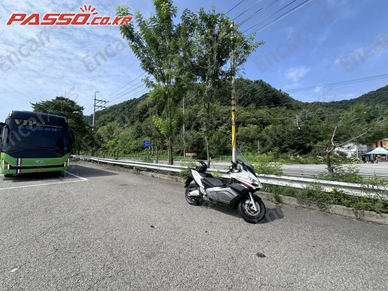 Aprilia Srv 850 - фото 6