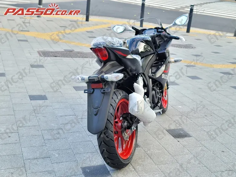 Suzuki Gsx R 125 Abs - фото 2