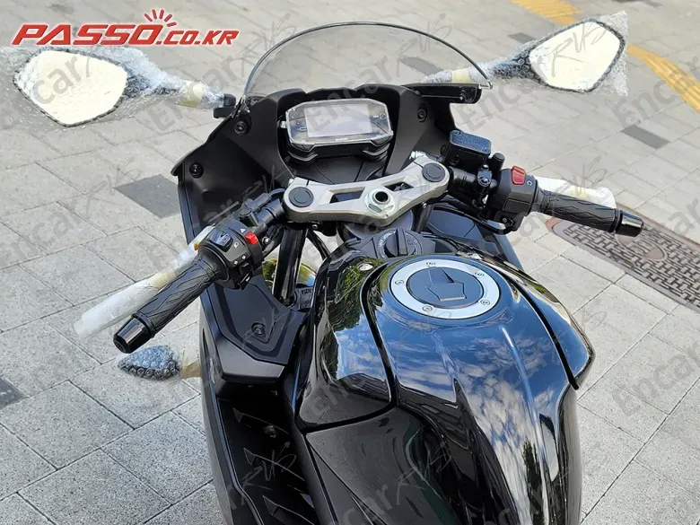 Suzuki Gsx R 125 Abs - фото 3