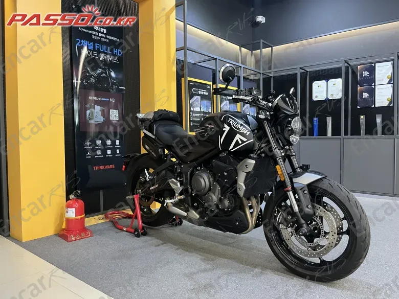 Triumph Trident 660 - фото 0