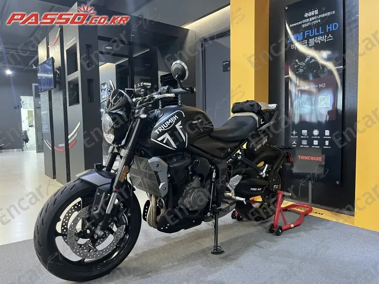 Triumph Trident 660 - фото 1