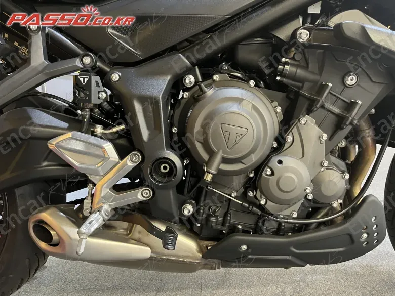 Triumph Trident 660 - фото 4