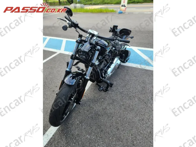 Harley-Davidson Cvo Breakout - фото 5