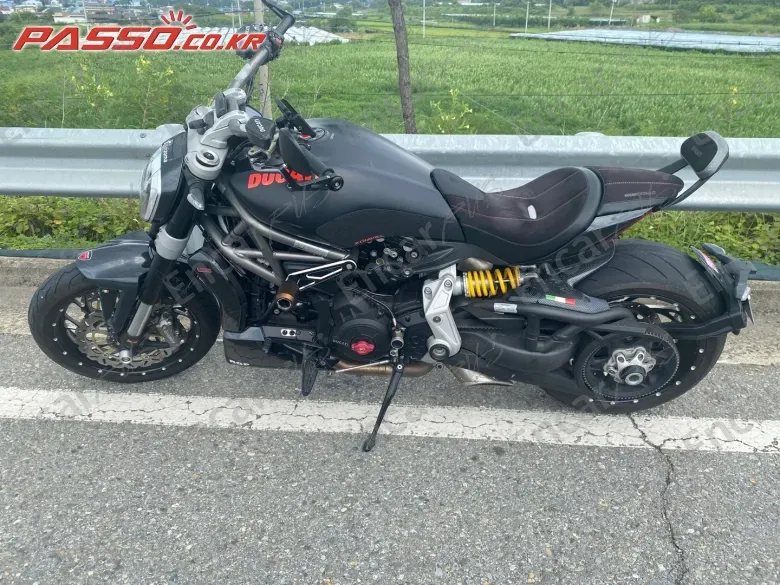 Ducati X Diavel - фото 1