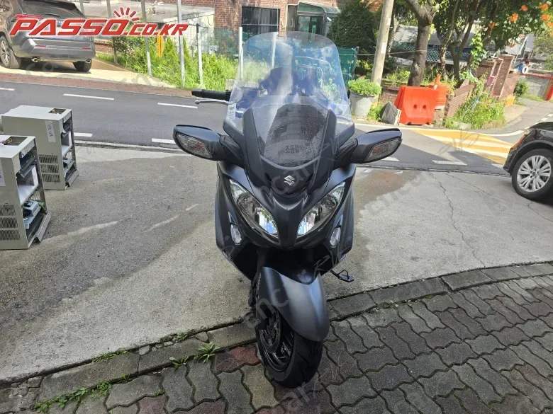 Suzuki Burgman 650 - фото 6