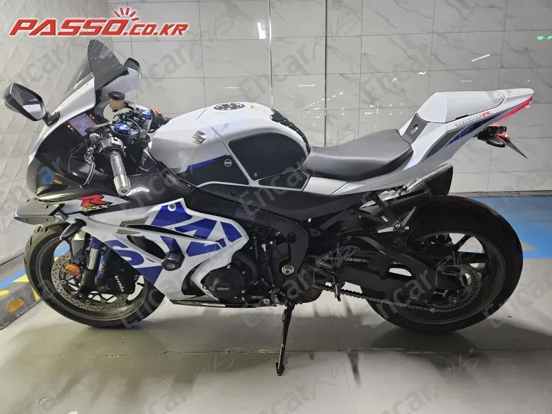Suzuki Gsx R 1000 R - фото 1