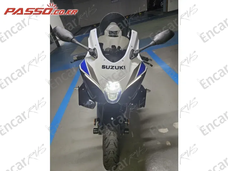 Suzuki Gsx R 1000 R - фото 4