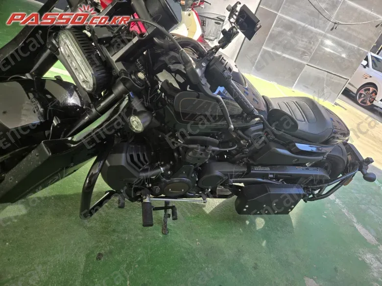 Harley-Davidson Fxdr 114 - фото 1