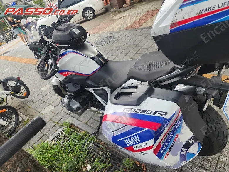 Bmw R 1250 R - фото 1