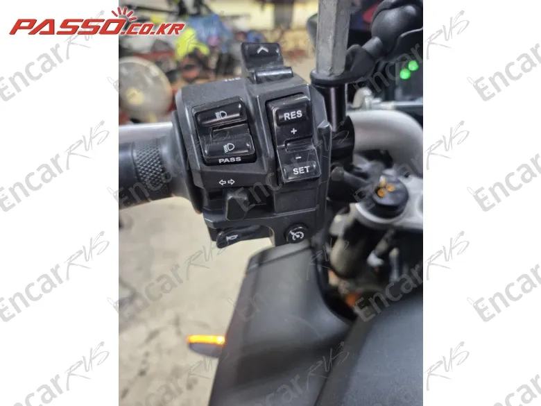 Yamaha Mt 10 - фото 3