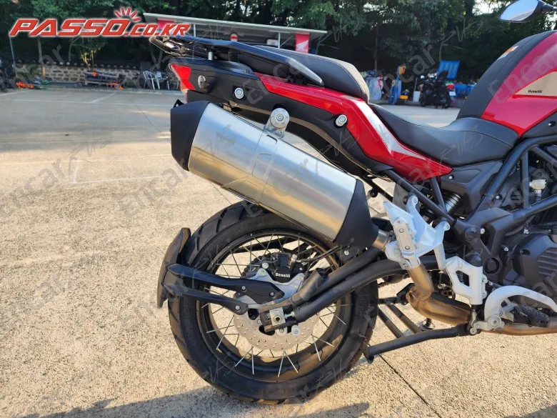 Benelli Trk 502 X - фото 6