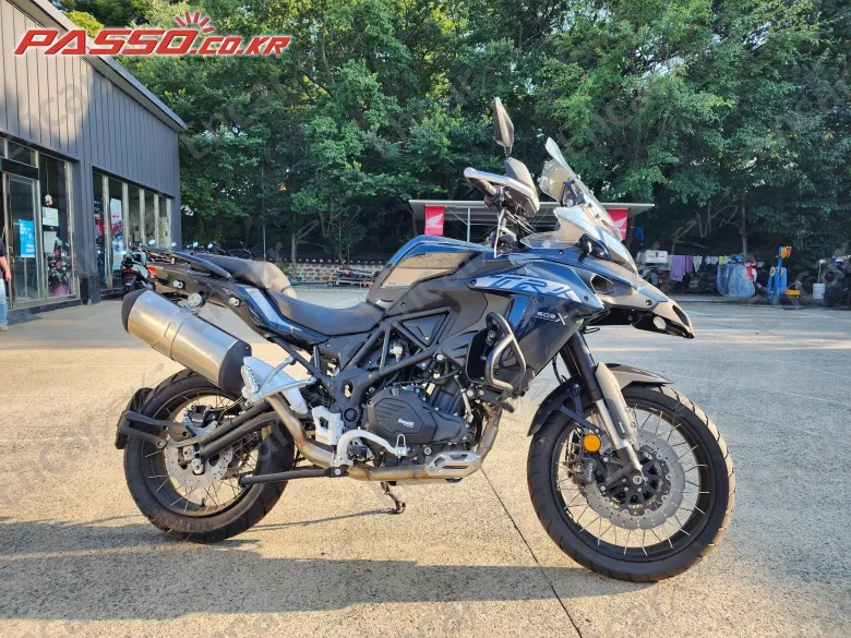 Benelli Trk 502 X - фото 0