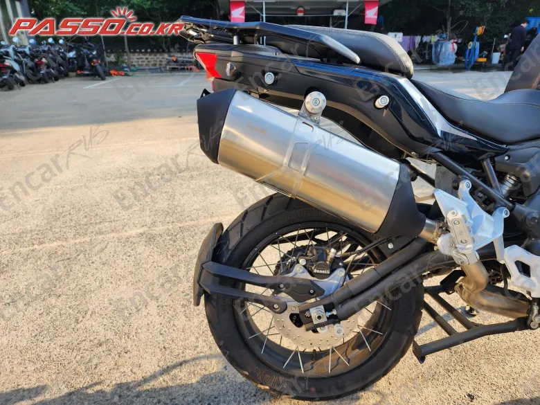 Benelli Trk 502 X - фото 6