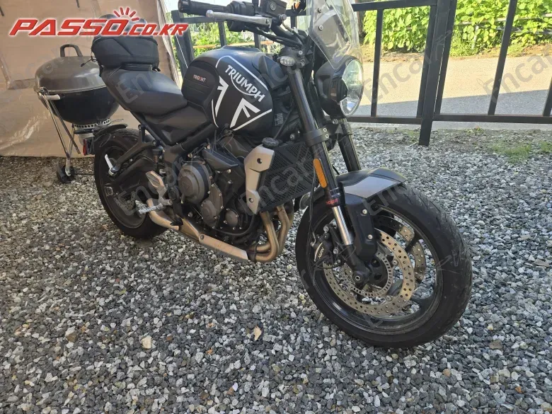 Triumph Trident 660 - фото 0