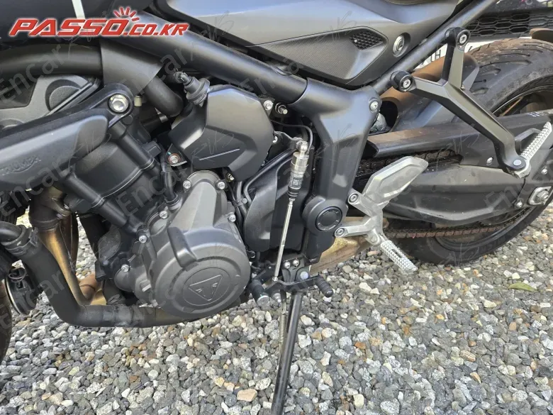 Triumph Trident 660 - фото 4