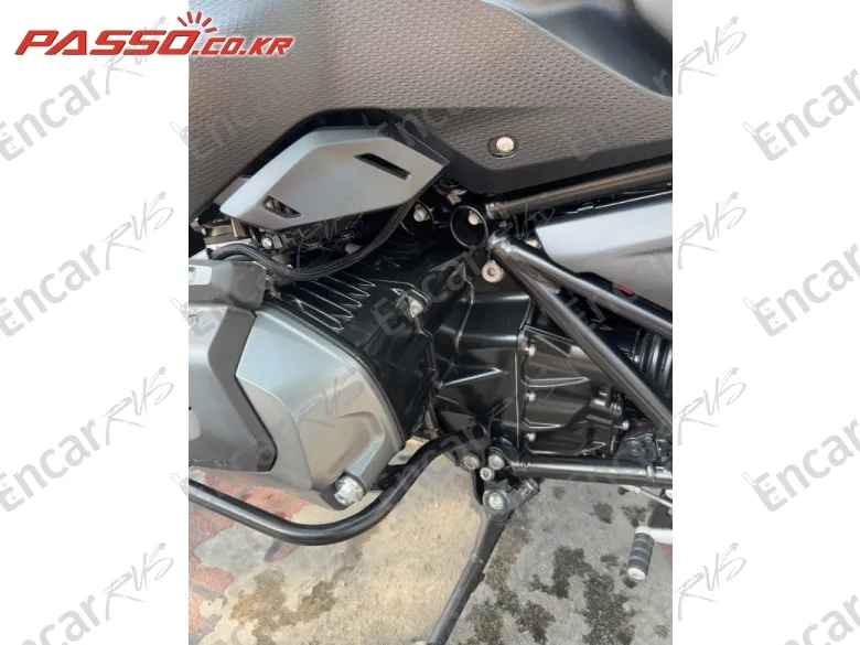 Bmw R 1250 Rs - фото 4