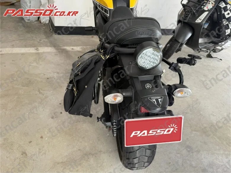 Yamaha Xsr 700 - фото 2