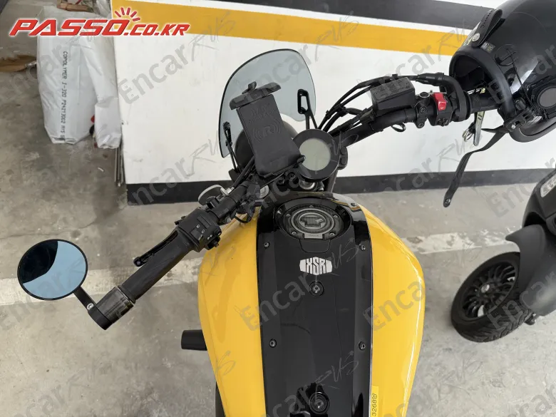 Yamaha Xsr 700 - фото 3