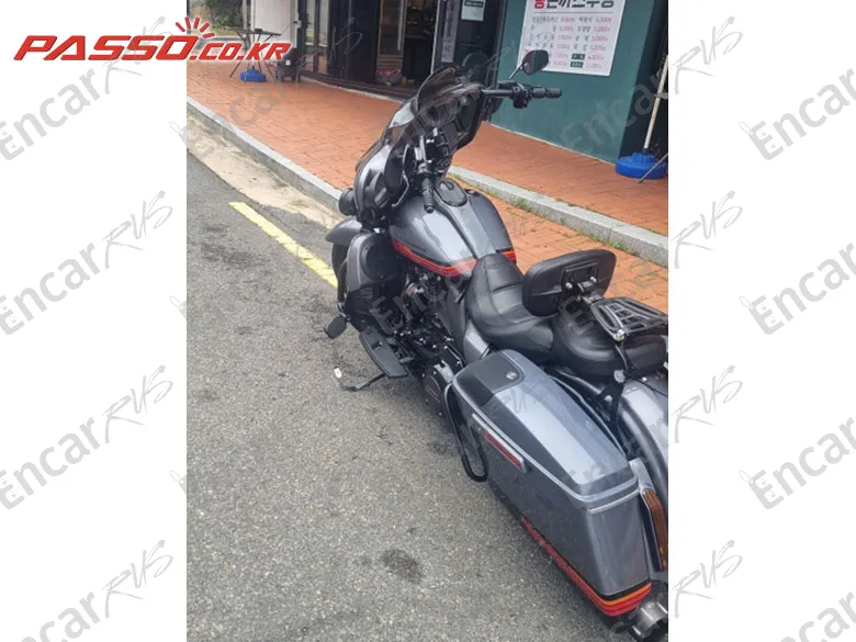 HARLEY-DAVIDSON FLHXSE - фото 1