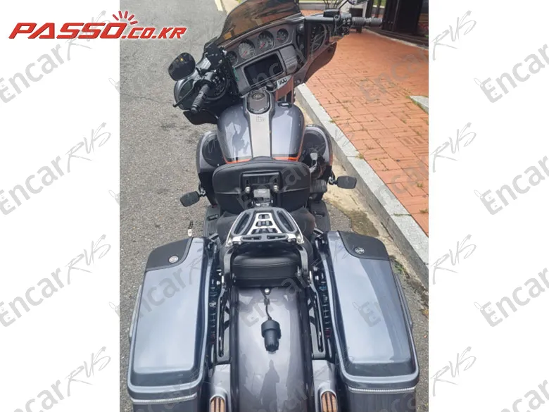 HARLEY-DAVIDSON FLHXSE - фото 2