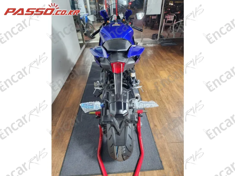 Yamaha Yzf R7 - фото 2