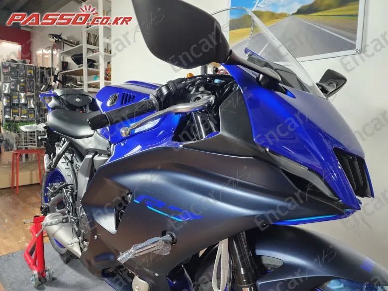Yamaha Yzf R7 - фото 3