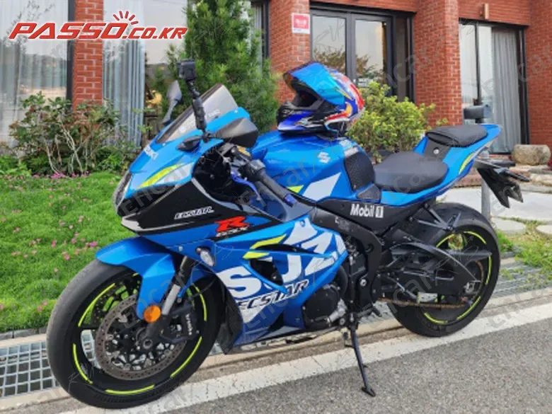 Suzuki Gsx R 1000 - фото 0