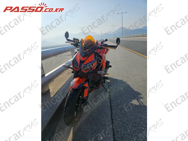 Kawasaki Z 1000 - фото 4
