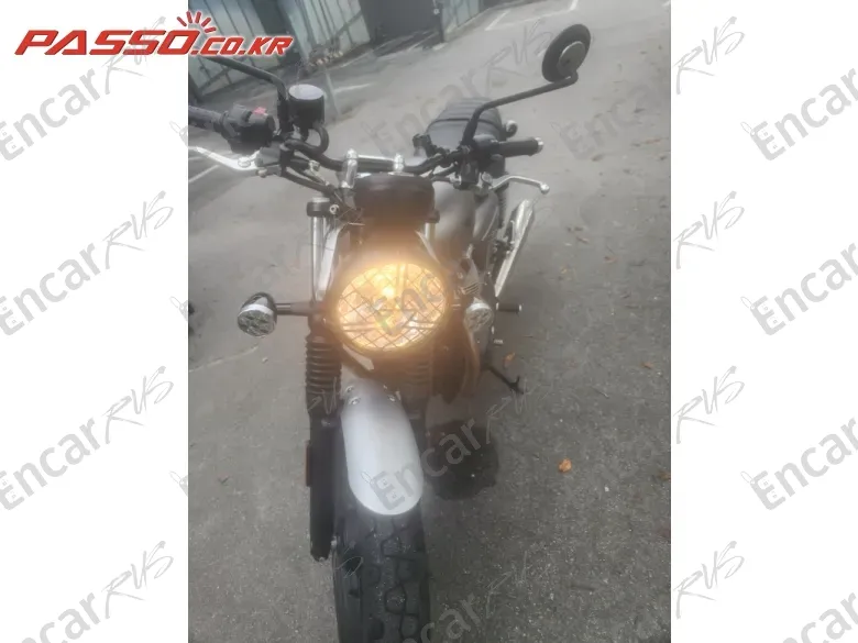 Triumph Street Twin - фото 6