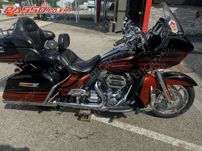 Harley-Davidson Fltruse Cvo Road Glide Ultra - фото 0