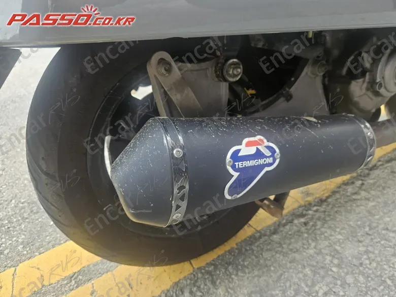 Vespa Gts 300 Super Tech - фото 6