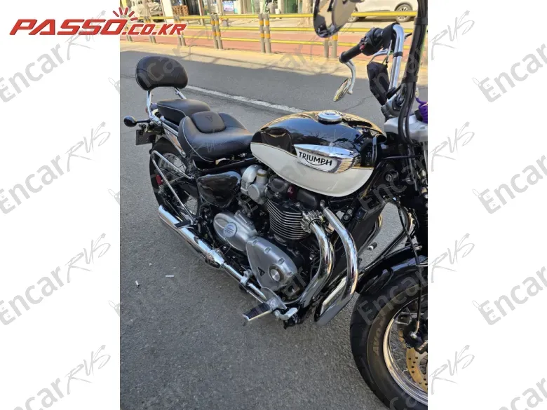 Triumph Speedmaster - фото 4