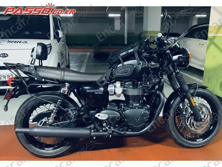 Triumph Bonneville T120 Black - фото 0