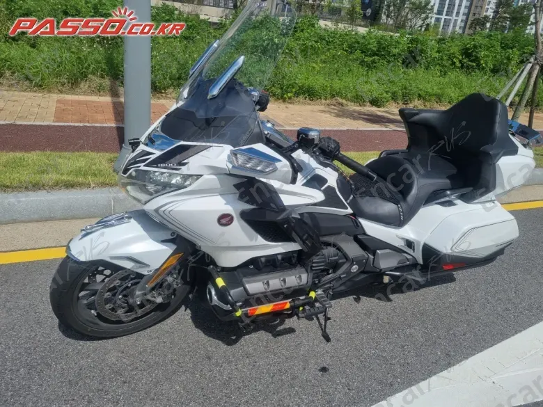 Honda Goldwing Tour Mt - фото 1