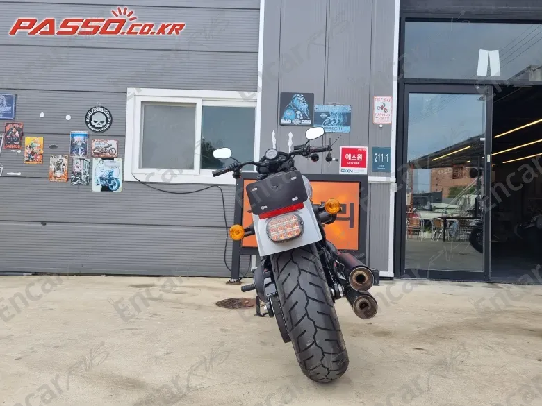 HARLEY-DAVIDSON SOFTAIL LOW RIDER S - фото 2