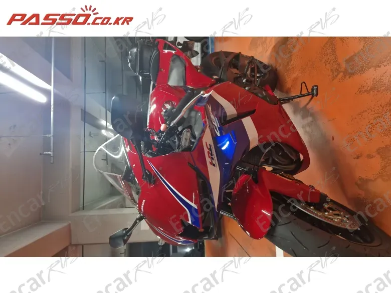 Honda Cbr 600 Rr - фото 1