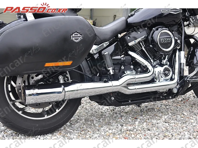 HARLEY-DAVIDSON SPORT GLIDE - фото 6