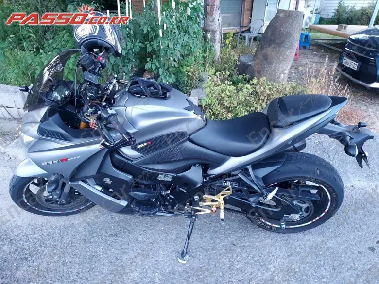 Suzuki Gsx S 1000 F - фото 1