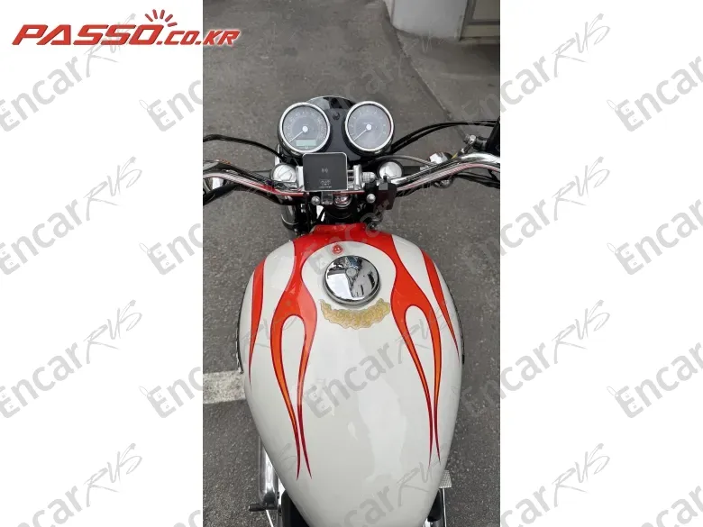 KAWASAKI W 800 - фото 5