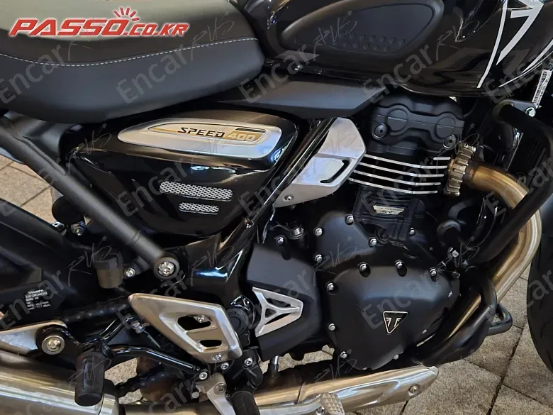Triumph Speed 400 - фото 4