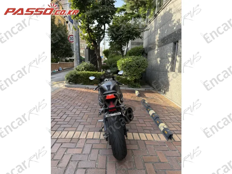 BMW S 1000 RR - фото 2