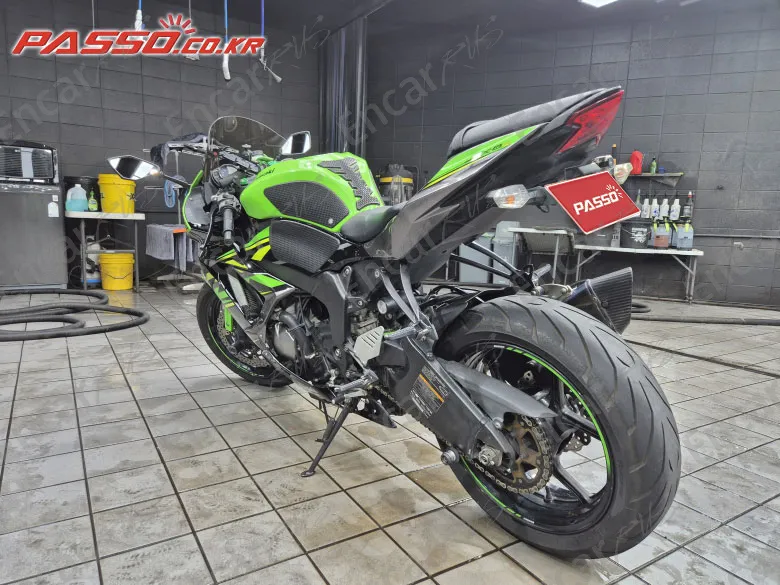 KAWASAKI ZX 6 R - фото 5