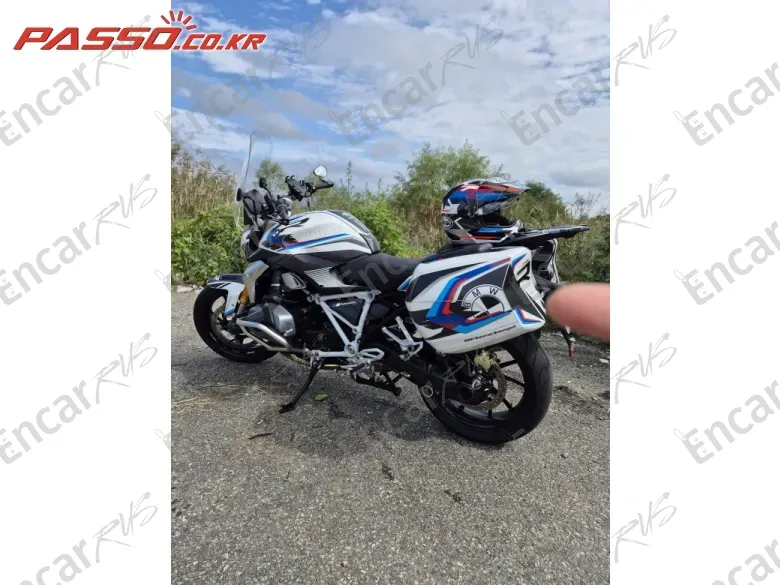Bmw R 1250 R - фото 1