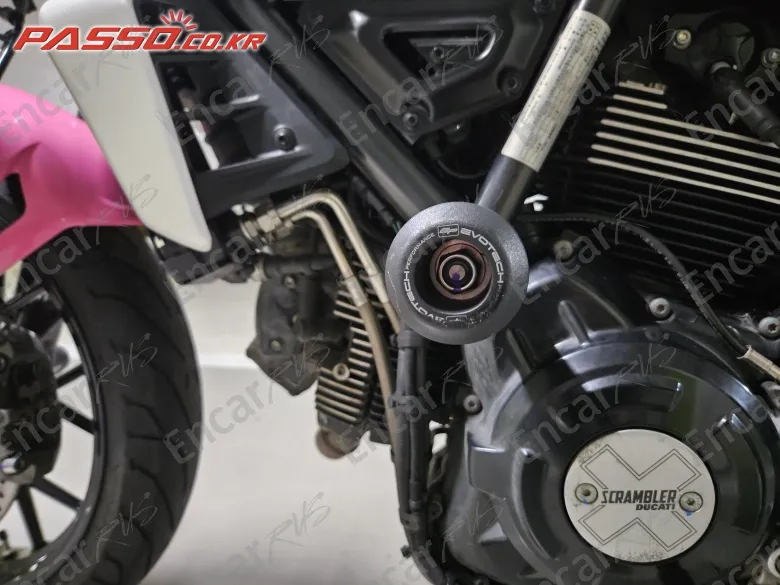 Ducati Scrambler Icon - фото 4